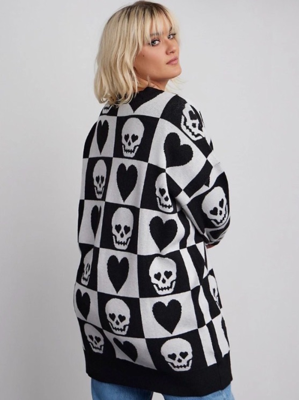 6x Boyfriend Black & White Skull Heart Knit Cardigan - Picture 9 of 11